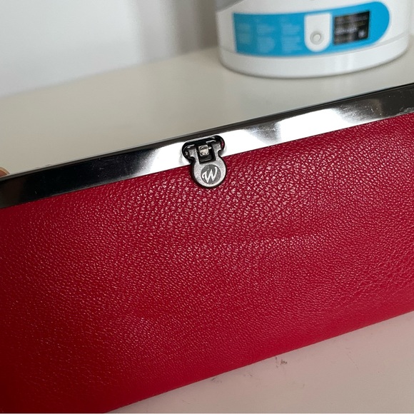 Vintage Red Wallet - Picture 3 of 7